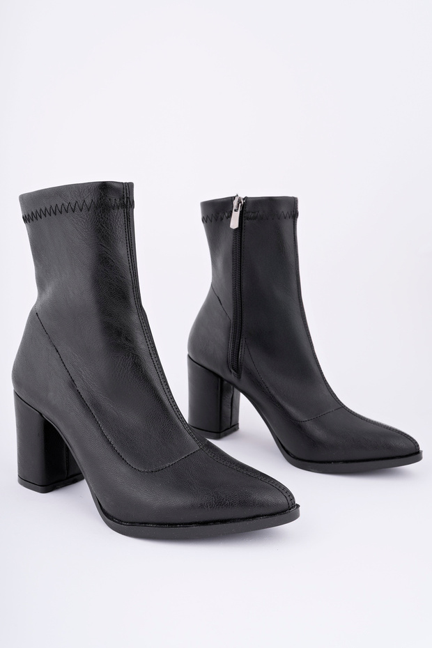 Women's Black Leather Pointed Toe Stretch Heeled Boots