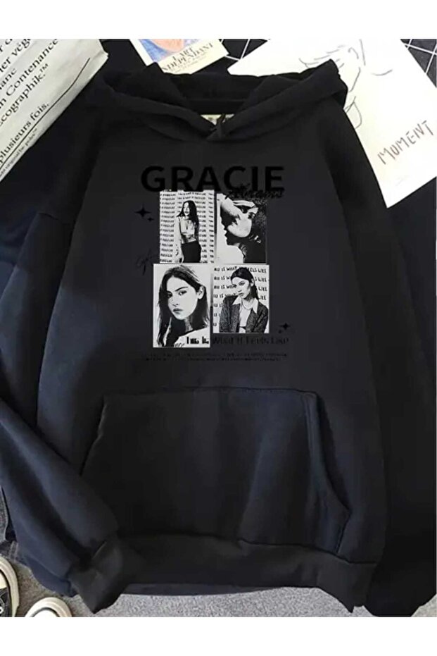 Gracie Abrams Printed Hooded Pocket Cotton Black Sweatshirt