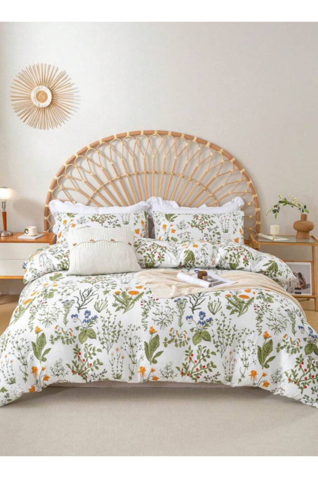 Queen size 6 pieces duvet cover set, plant pattern with yellow floral design 200x230cm.
