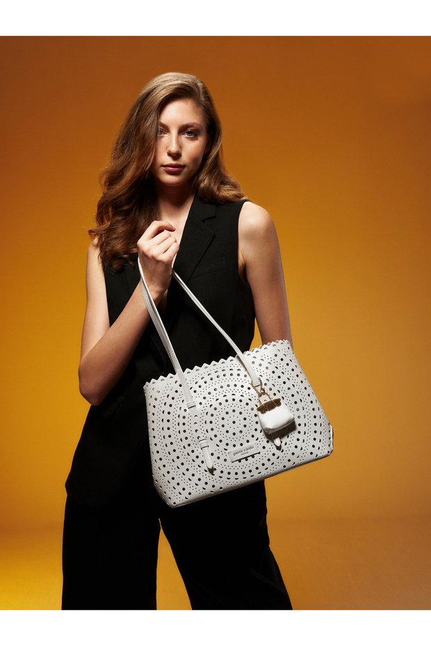 Premium Line White Women's Shoulder Bag 05Po25Y956