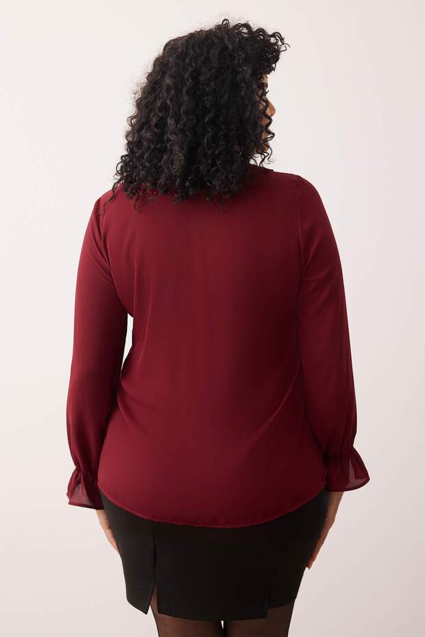 Bordo Bebe Yaka Ponpon Detaylı Regular Normal Kalıp Dokuma Büyük Beden Gömlek TBBAW26AX00008 - 4