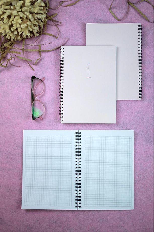 A5 Boy Spiralli Kareli 80 Yaprak Okul Defteri-Tekli Soft Pembe Çiçek Desenli - 2