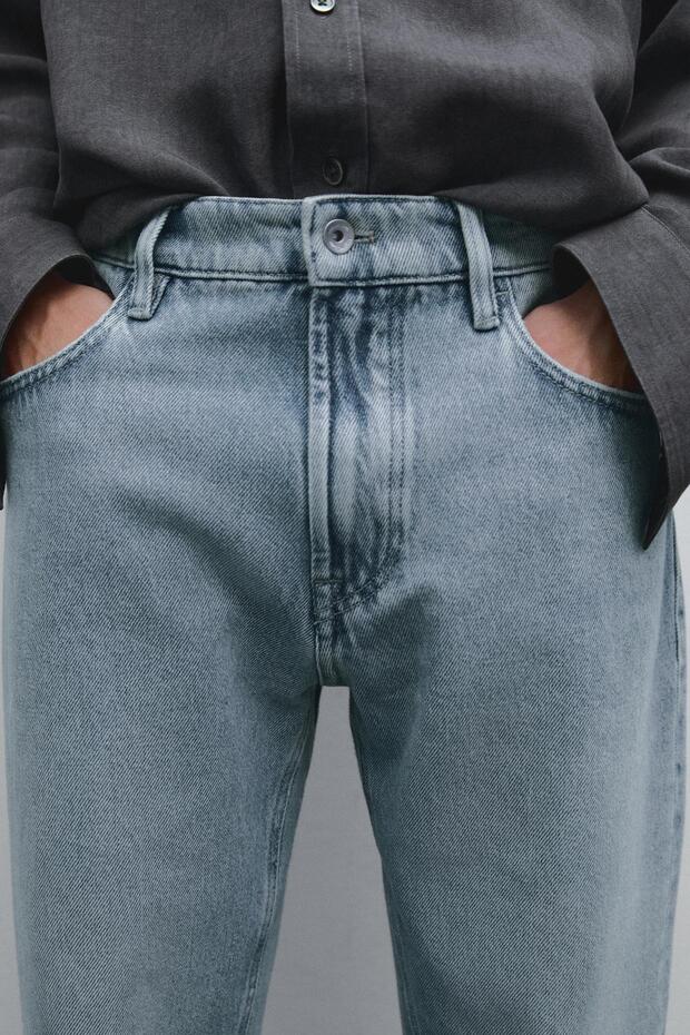Tapered fit jean - 4