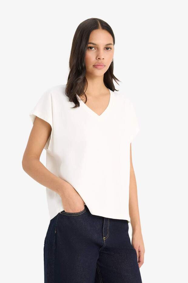 Regular Fit V Yaka Basic Düz Premium Kolsuz Tişört E5486AX25SP - 4