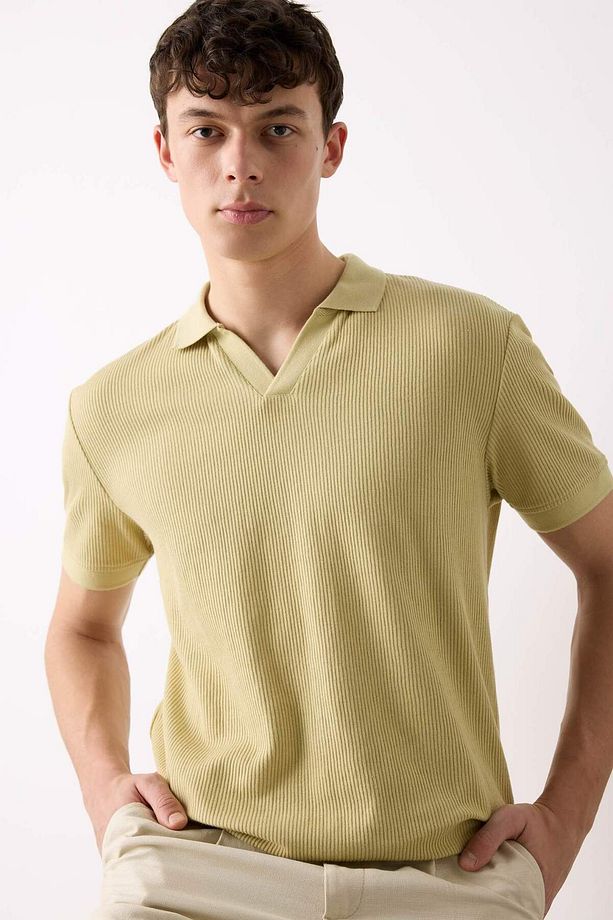 Regular Fit Polo Yaka Kısa Kollu Pilise Tişört B6382AX25SP - 1