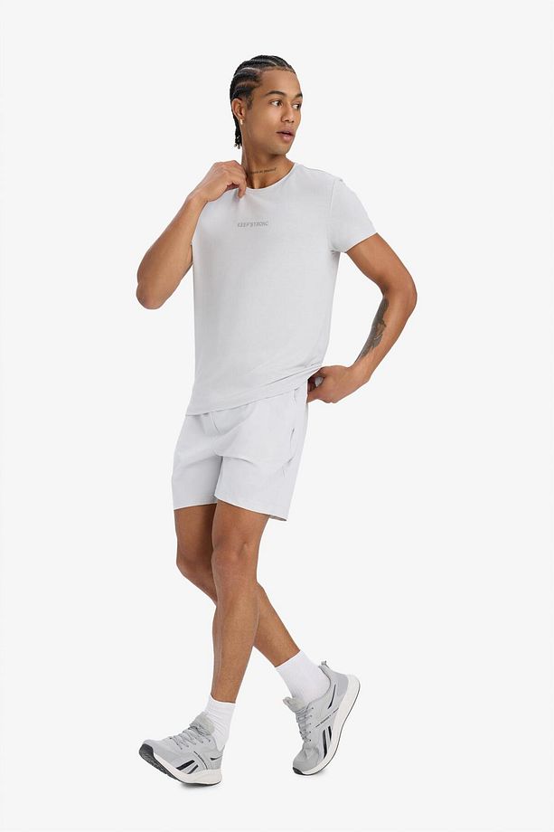 DeFactoFit Hızlı Kuruyan Esnek Kumaş Standart Fit Sporcu Kısa Paça Şort E2438AX25SM - 3