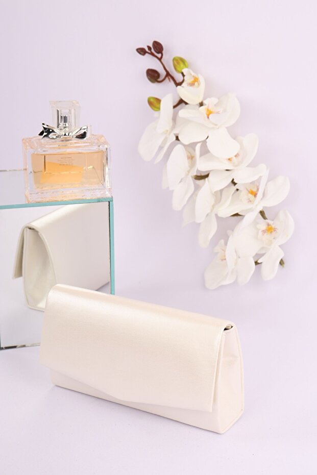 Elysara Eb0201 |   Matte Showy Small Envelope Evening Bag - 3