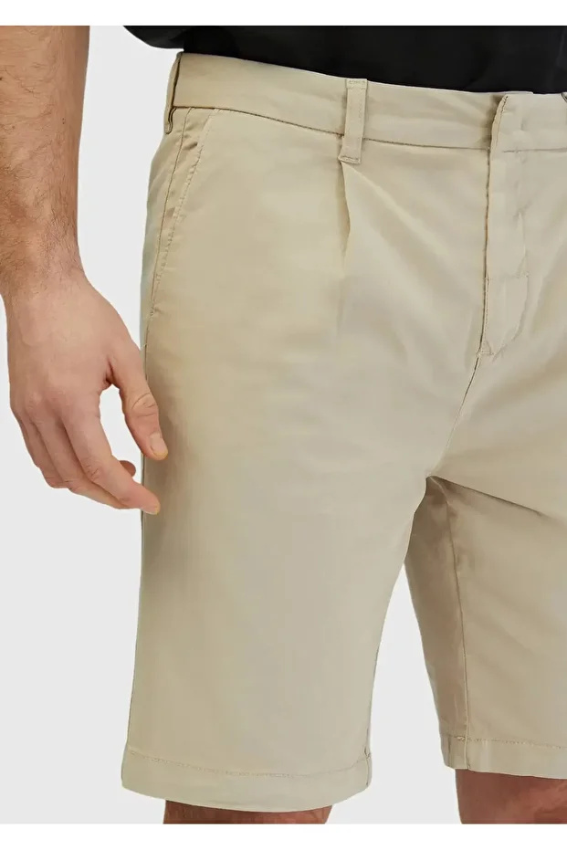 Bej Düz Dokuma Regular Fit Casual Pamuk Karışımlı Bermuda - 4