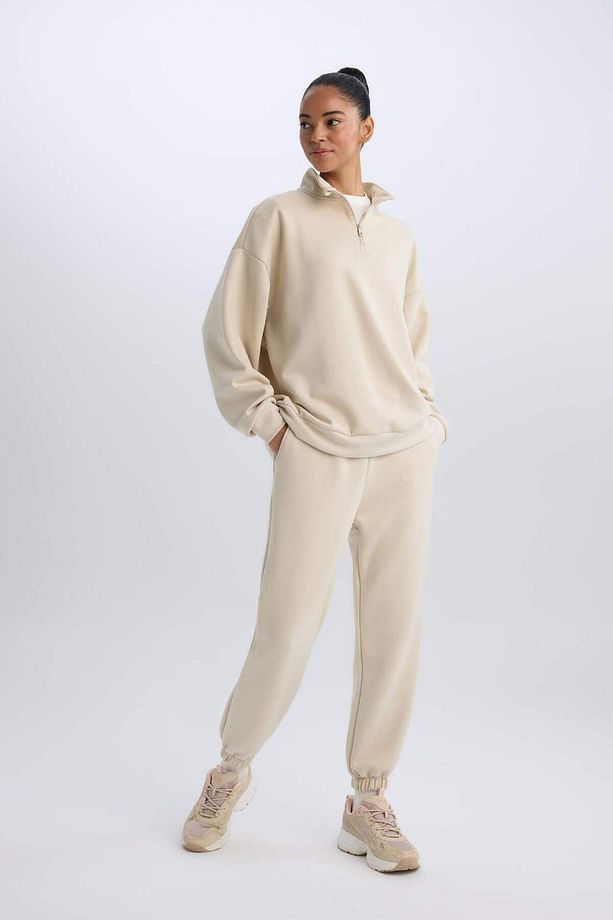 DeFactoFit Standart Fit Uzun İnce Jogger Eşofman Altı Cepli Beli Paçası Lastikli E3546AX24WN - 1