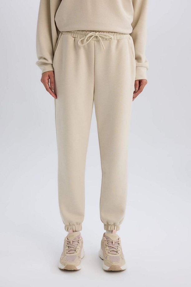 DeFactoFit Standart Fit Uzun İnce Jogger Eşofman Altı Cepli Beli Paçası Lastikli E3546AX24WN - 4