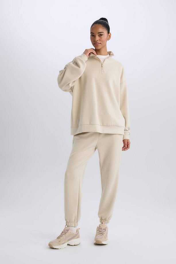 DeFactoFit Standart Fit Uzun İnce Jogger Eşofman Altı Cepli Beli Paçası Lastikli E3546AX24WN - 2