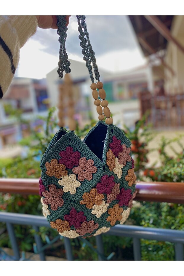 Çiçek desenli el örmesi çanta - 4