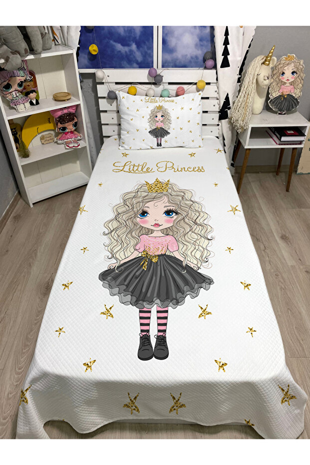 White Li̇ttle Pi̇rencess Patterned Single Pi̇ke and Pillow Cover Bedspread Set