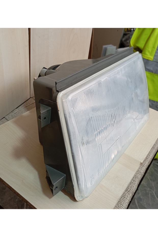 ŞAHİN 88> SOL FAR - 2