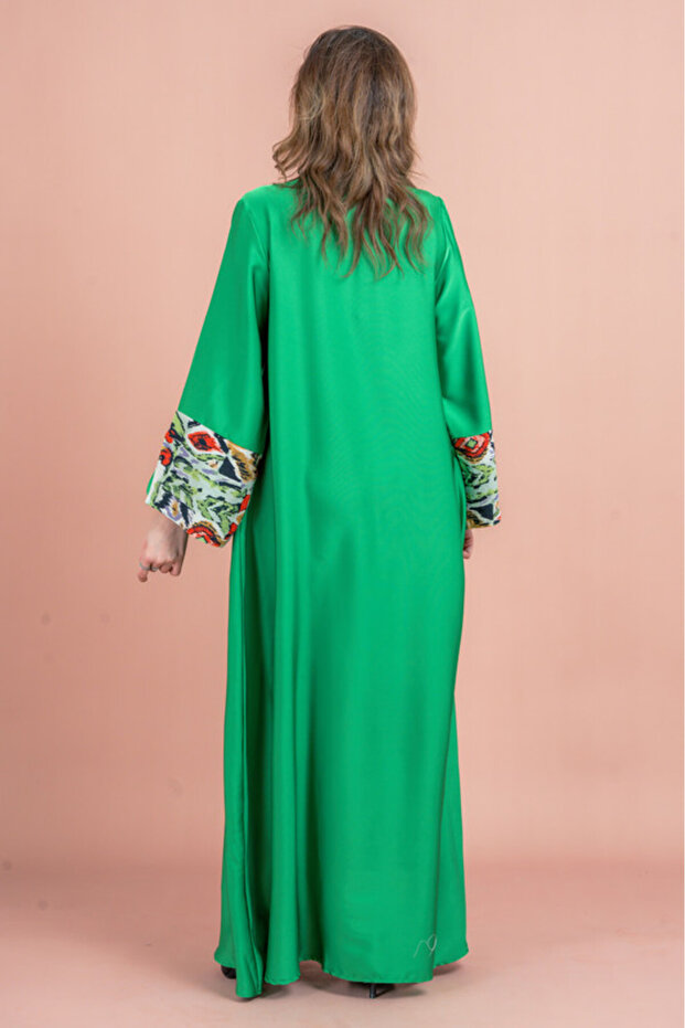 Solid Embroidered Jalabiya - 4