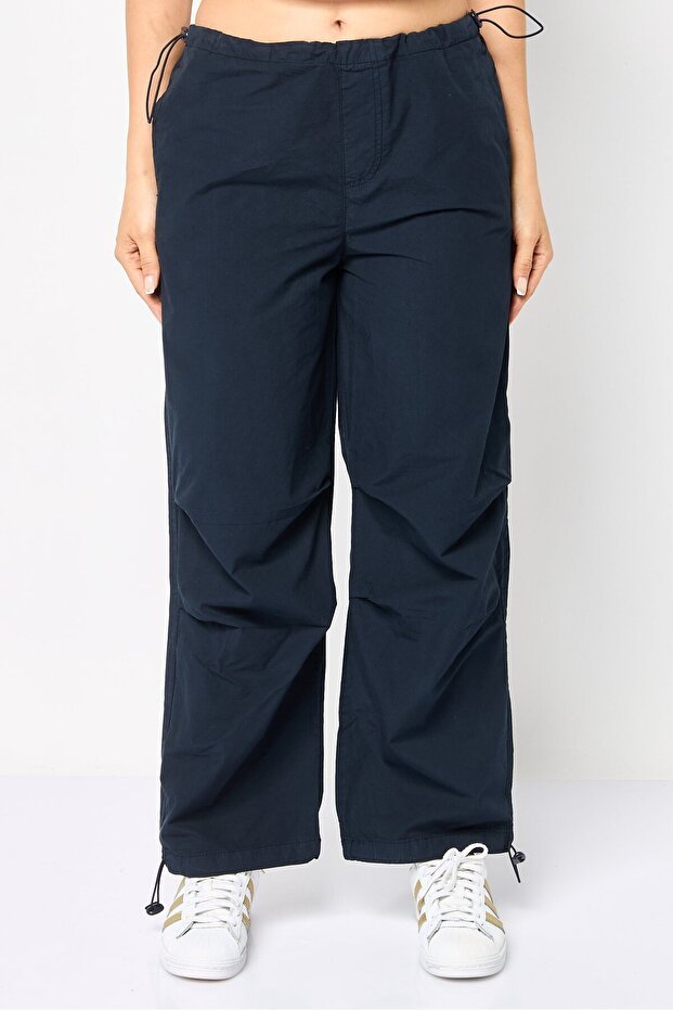 Women Regular Fit Solid Straight Leg Pants, Navy