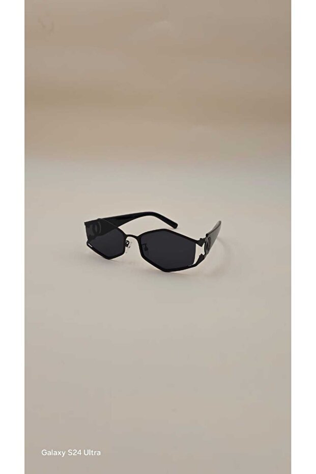 نظاراة شمسية - 1