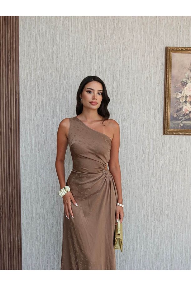 Kahve Desenli Tek Omuz Saten Elbise - 6