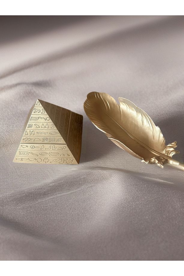 Elithé Studio Mat Gold Piramit Kül Tablası – Dekoratif El Yapımı Obje - 7