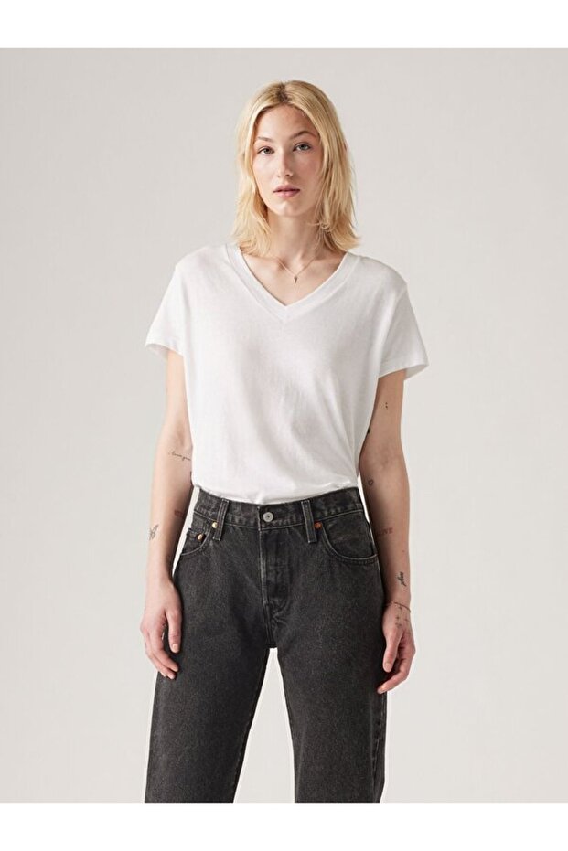 Boxy V Yaka Tişört - 1