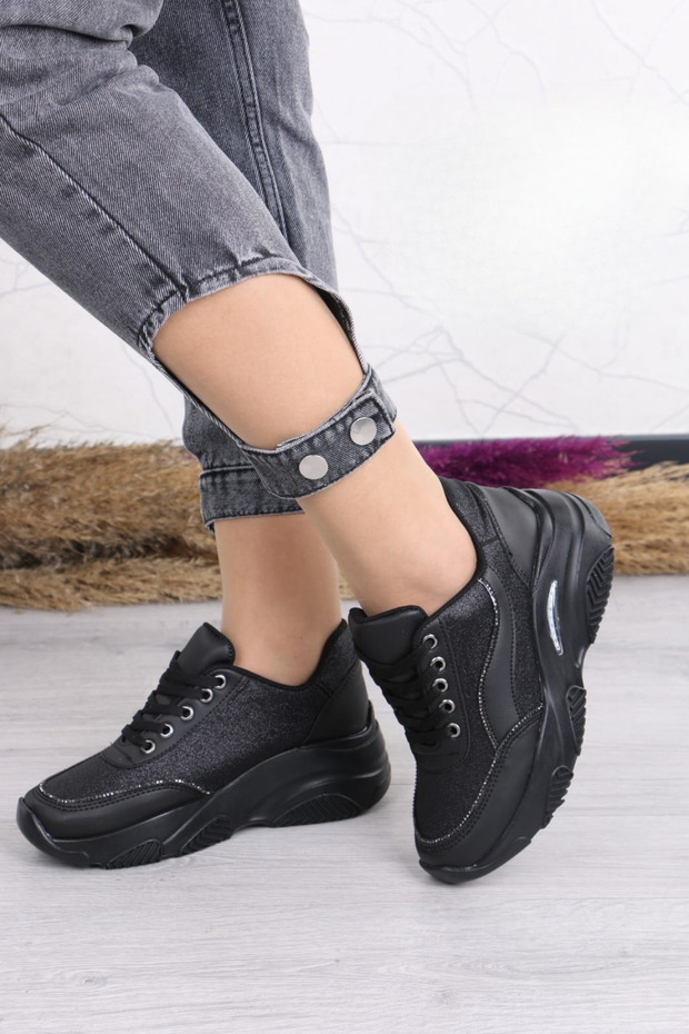 Henna Women's Plain Black 7 cm Hidden Heel Glittery Sports Shoes