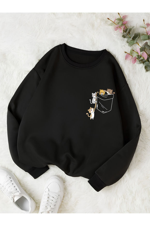 Black Women's Colorful Cat Special Chest Printed Oversize Crew Neck