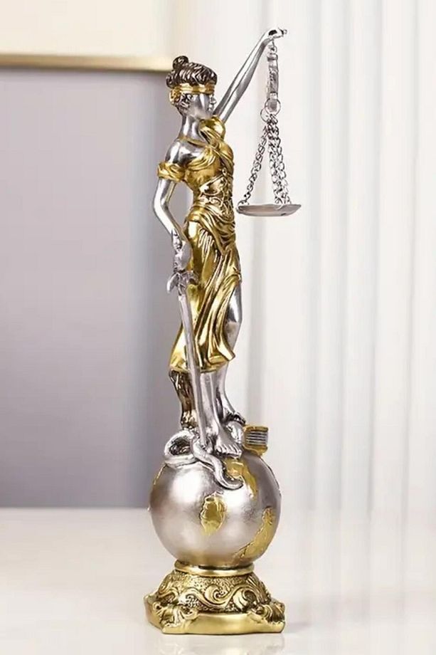 Themis Adalet Terazisi Heykeli ve Dünya Biblo Gümüş 24cm - 4