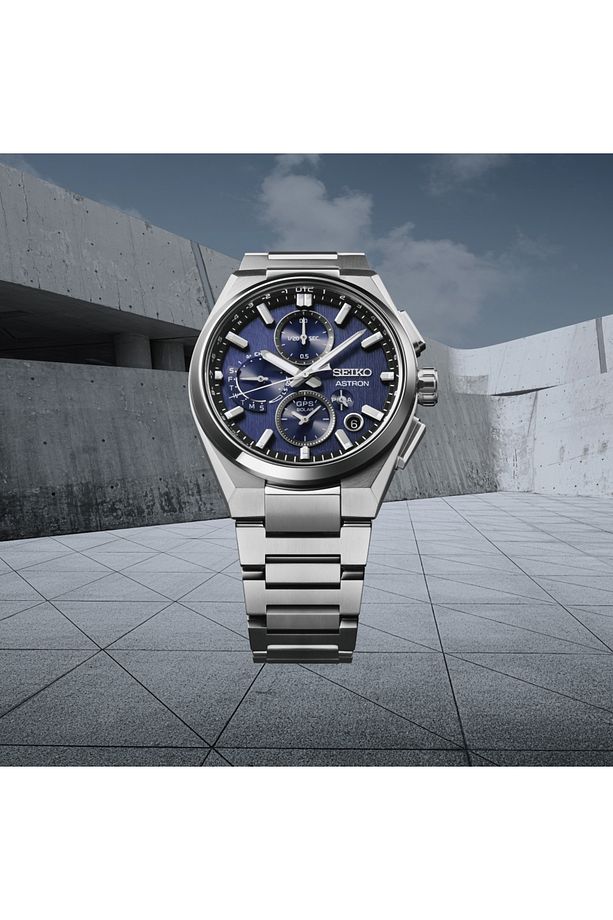 Astron GPS Solar 5X Dual-Time Chronograph Erkek Kol Saati - 4
