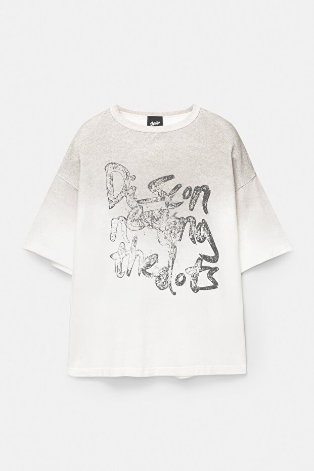 Kısa kollu grafiti tişör - 5