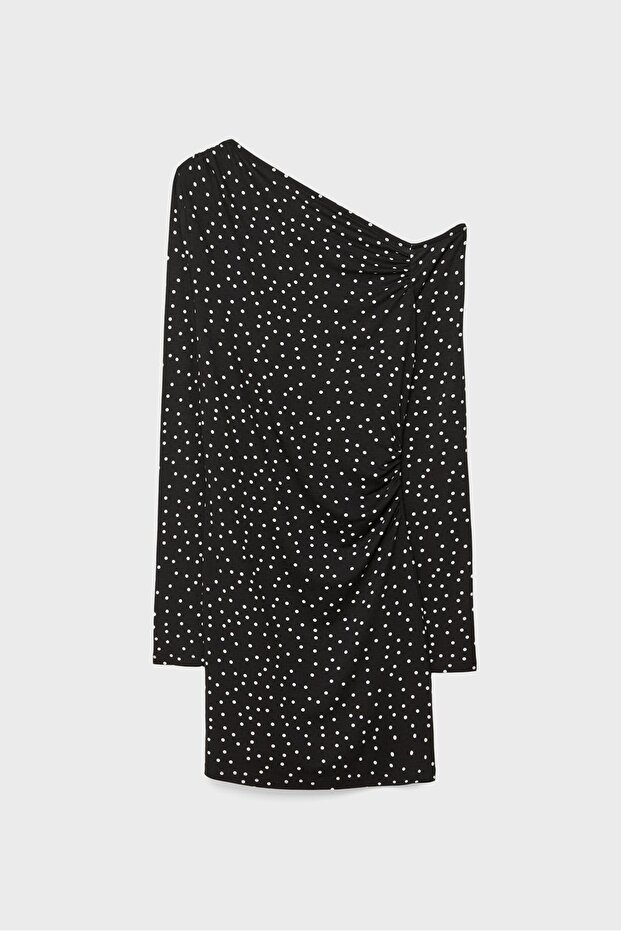 Puantiyeli kısa elbise - 5