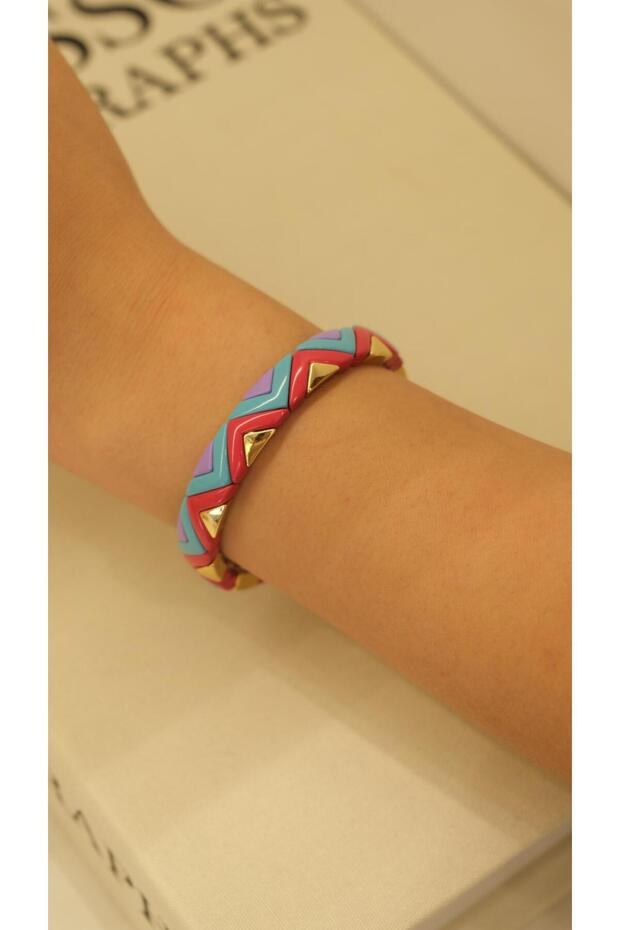 Ceramic Plated Triangle Pattern Bracelet