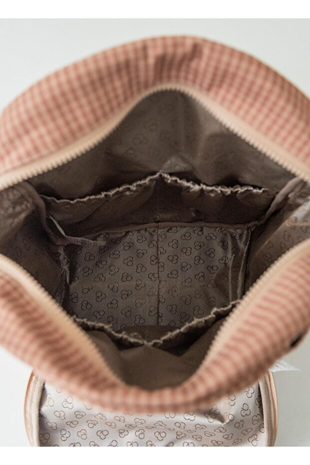 حقيبة ظهر مريحة باللون الوردي - 4