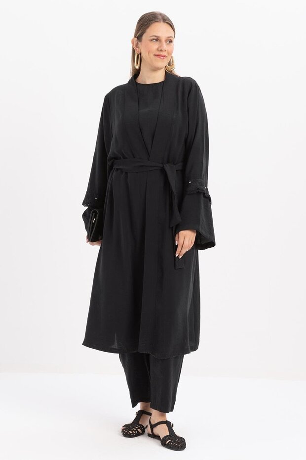 Black-Sleeved Modal Trousers Suit with Scallop Detail