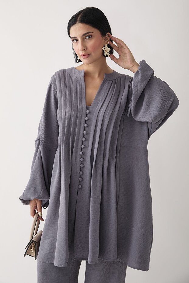 بدلة آيروبين رمادية اللون برباط وأكمام مضلعة - 2