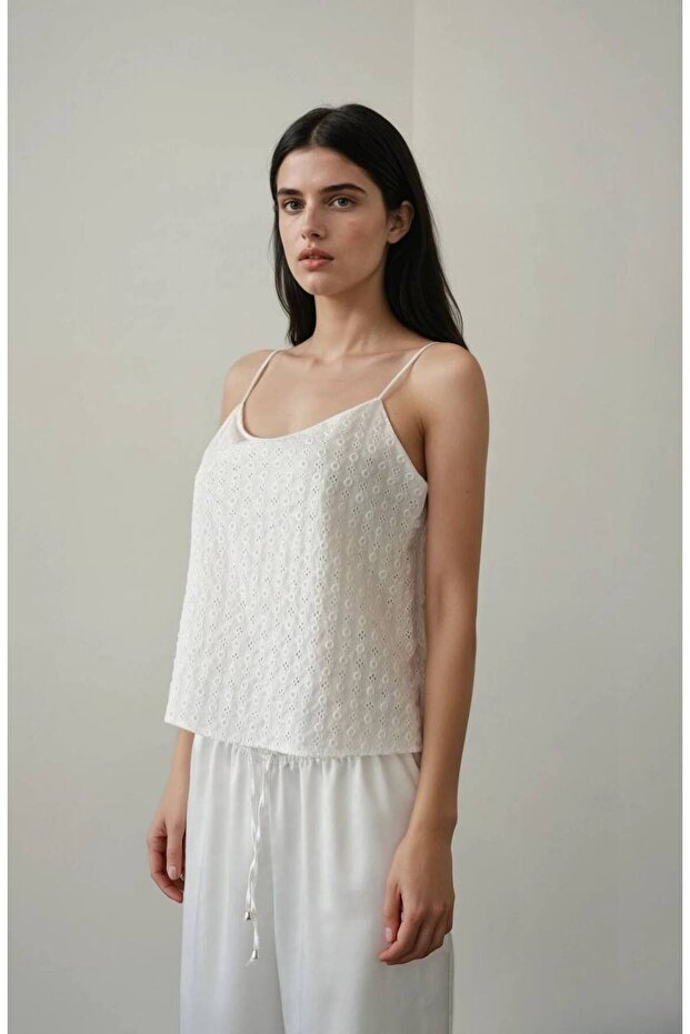 Beyaz askılı top - 1