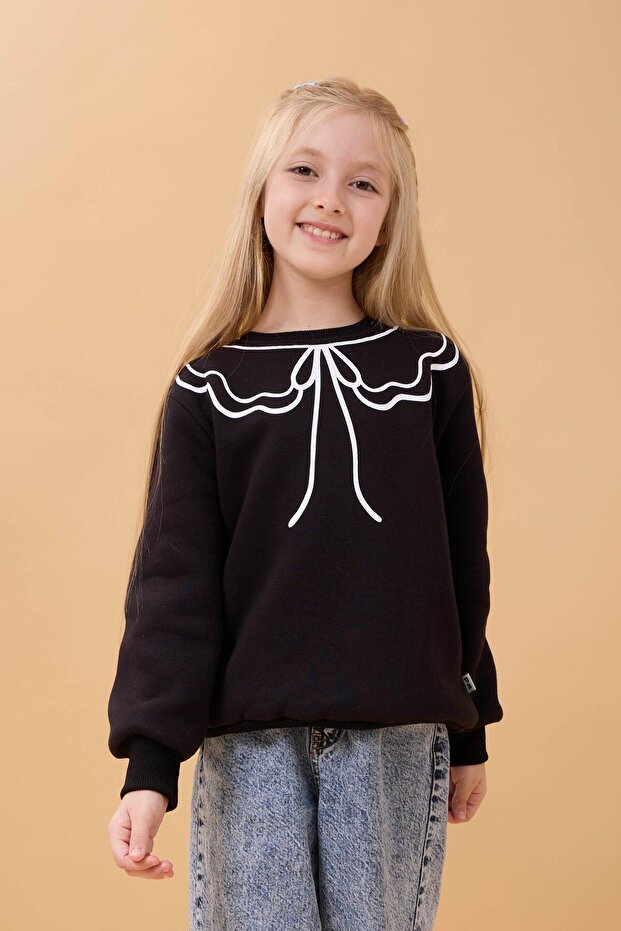 Girl's Crew Neck Printed Hooded Winter Sweatshirt - Black