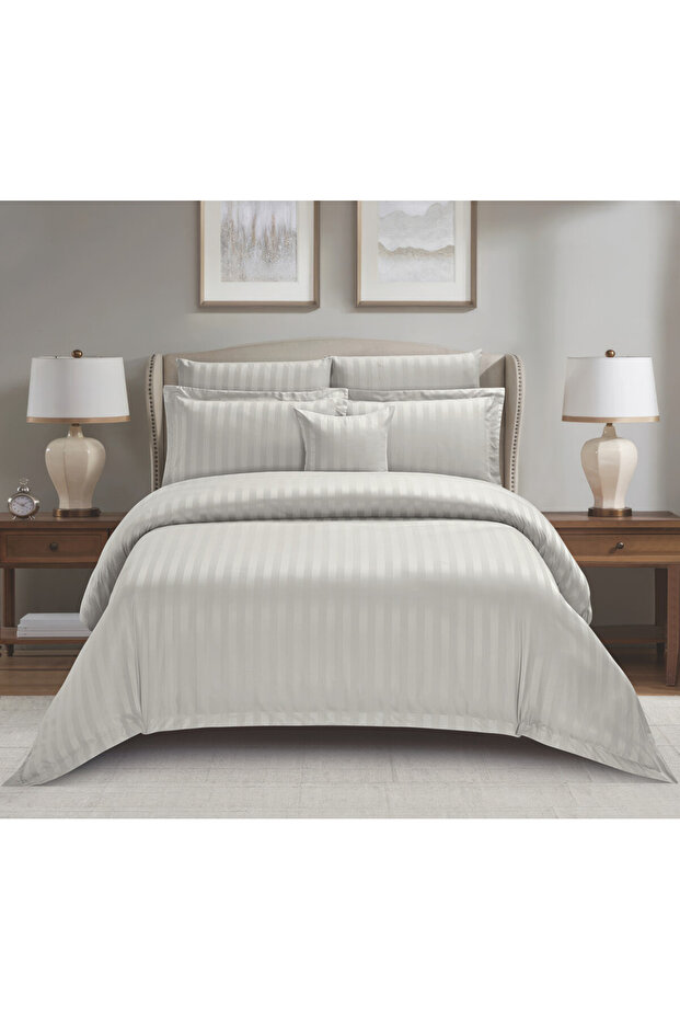 6-Piece Hotel Striped Duvet Cover Set, King Size 220x240 cm, Microfiber, Without Filler