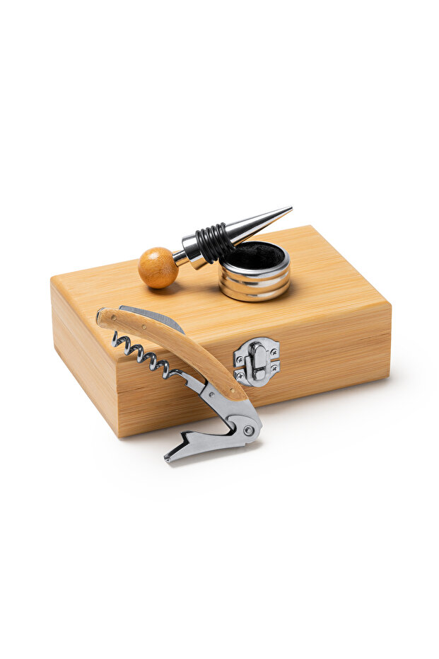 Wine accessory set - 4