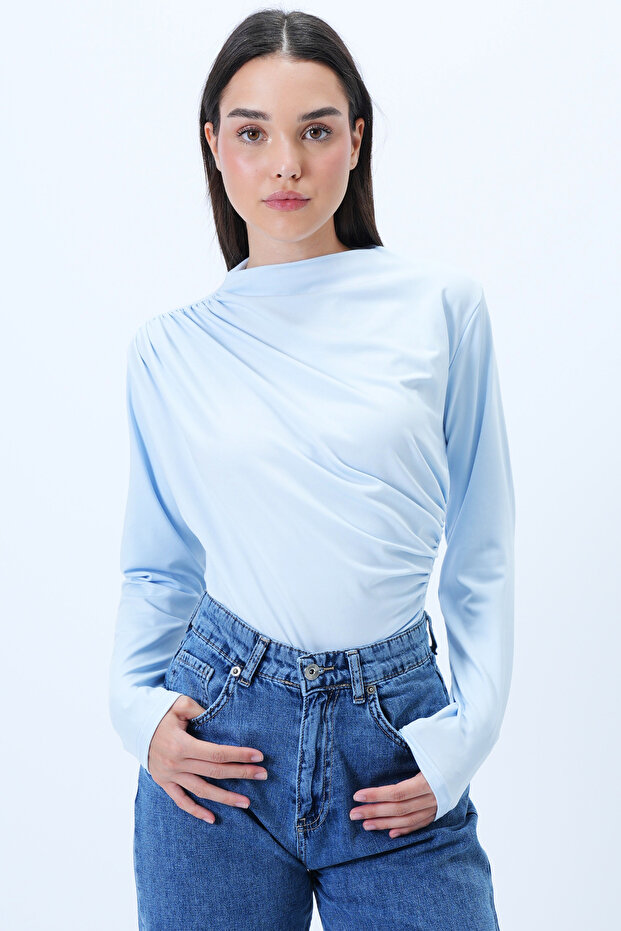 Women's Ice Blue Stand Collar Shoulder Draped Sandy Crop Blouse Alc-X9554