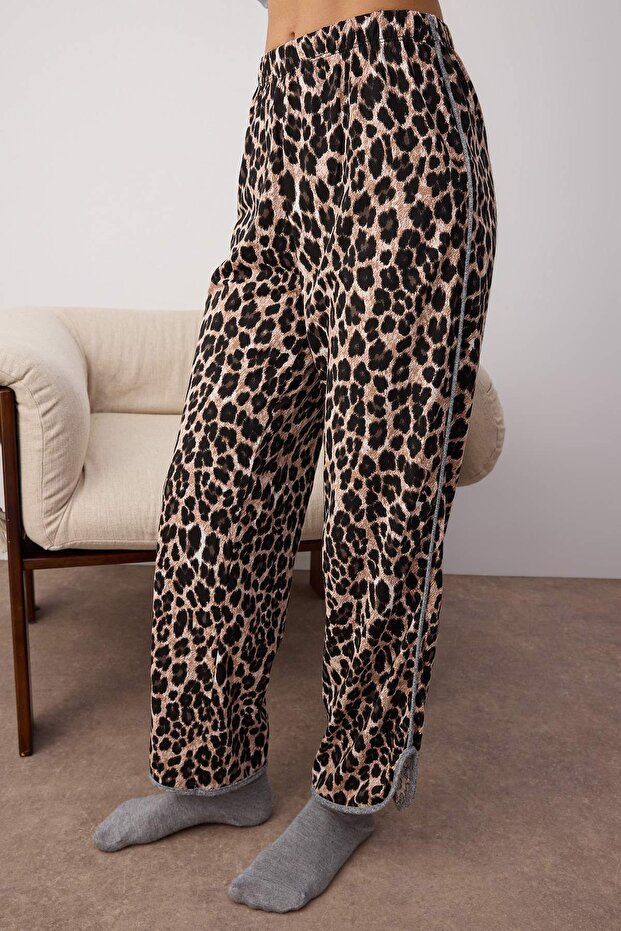 Gri-Çok Renkli Leopar Desenli Biyeli Üst Yumoş, Alt %100 Pamuklu Örme Pijama Takımı THMAW26PT00035 - 3