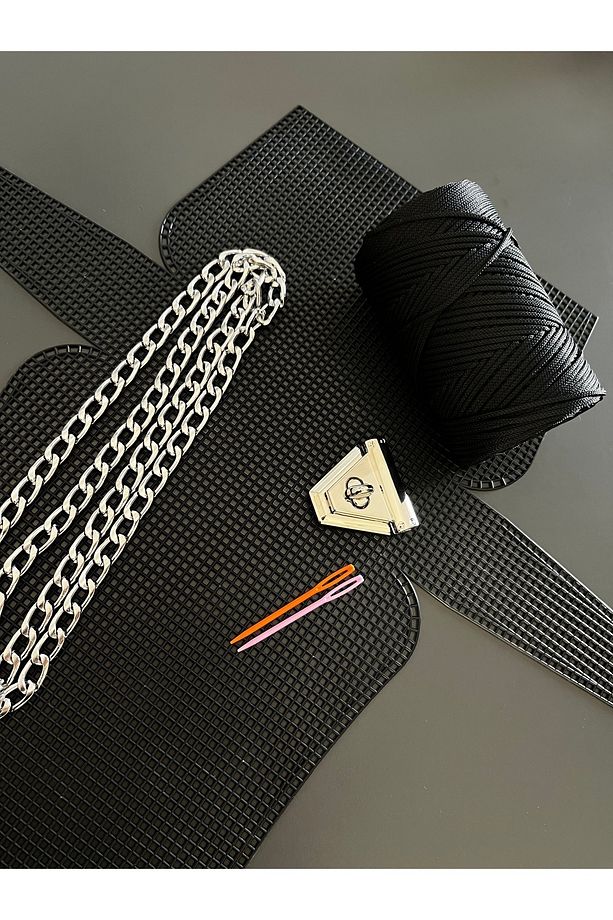 Mikonos - Kanvas Siyah No.4 Çanta Yapım Kiti – Kanvas Çanta Seti (ZİNCİR, POLYESTER, MAKROME NO.4) - 4
