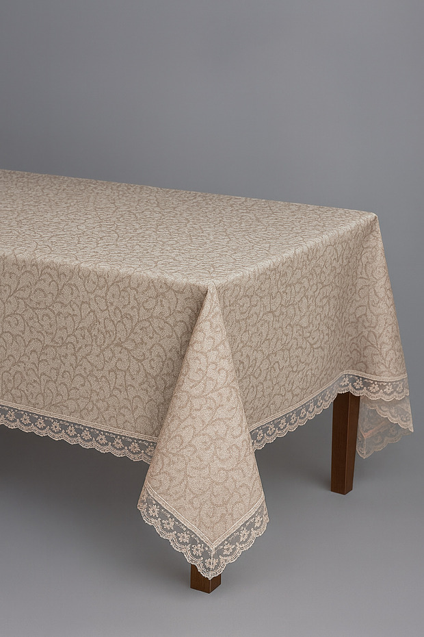 Dertsiz Masa Örtüsü - 1