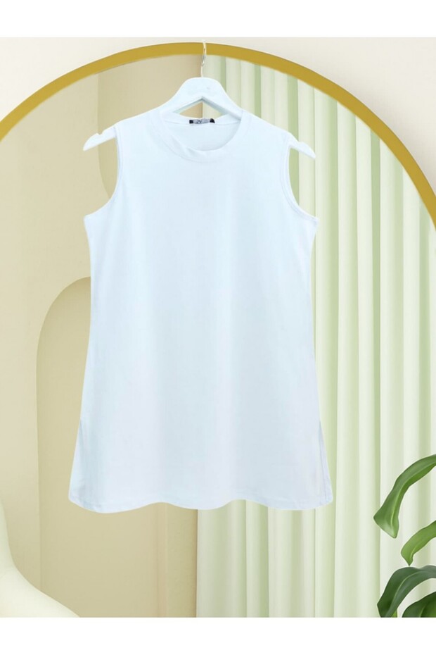 Round Neck Zero Sleeve Combed Cotton Underwear -White