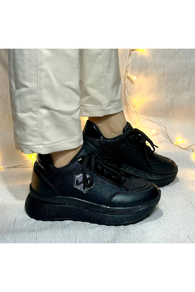 Kadın Siyah Simli Bağcıklı Spor Sneaker -Yüksek Hafif Taban - 2
