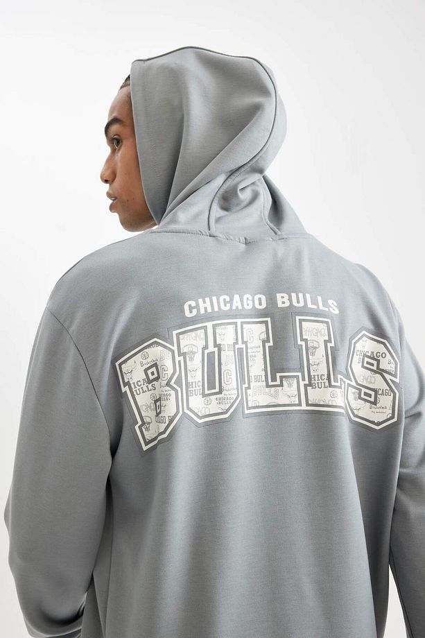 DeFactoFit NBA Chicago Bulls Standart Fit Kapüşonlu Skuba Dalgıç Kumaş Sweatshirt D2568AX24AU - 1