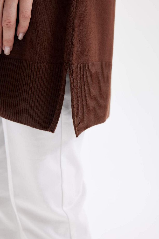 Regular Fit Bisiklet Yaka Yırtmaçlı Basic Düz Kazak Tunik H3431AZ24AU - 6