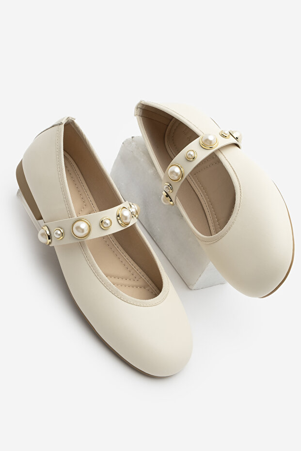 Women's Pearl Banded Ballerinas Vesma Ecru