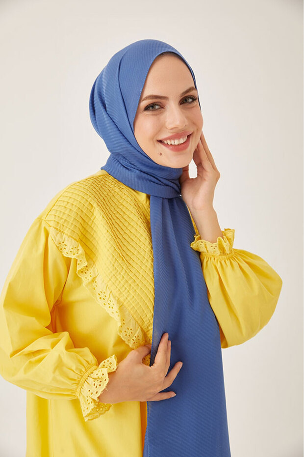 Women's Hijab Silky Cotton Jacquard Stripe Pattern Shawl*indigo