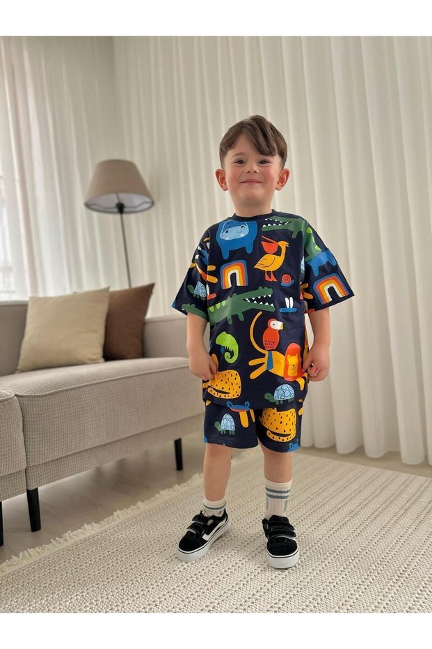 Boy's Colorful Animal Printed Cotton Fabric Bottom Top Set with Elastic Waist Belted Shorts