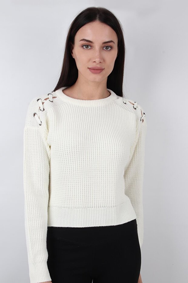 Tricot Sweater with Shoulder Details (B20-18837)